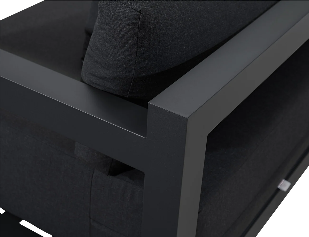Ibis 2.0 Outdoor Conversation Set With Round Coffee Table