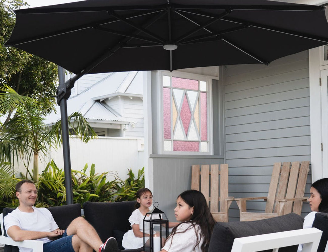 Alabaster 3m Round Cantilever Umbrella, Colour: Dark Grey,