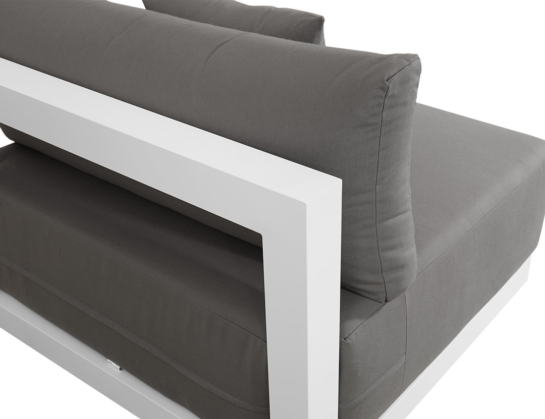 Ibis 2.0 Oversized Outdoor Centre Sofa