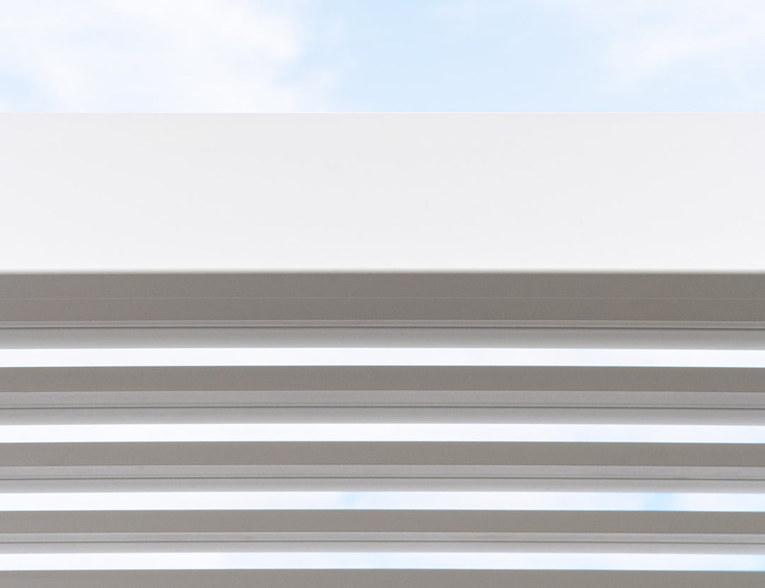 Baltic Manual Freestanding Louvre Roof Aluminium Pergola, Size: 2 x 2m, Colour: White