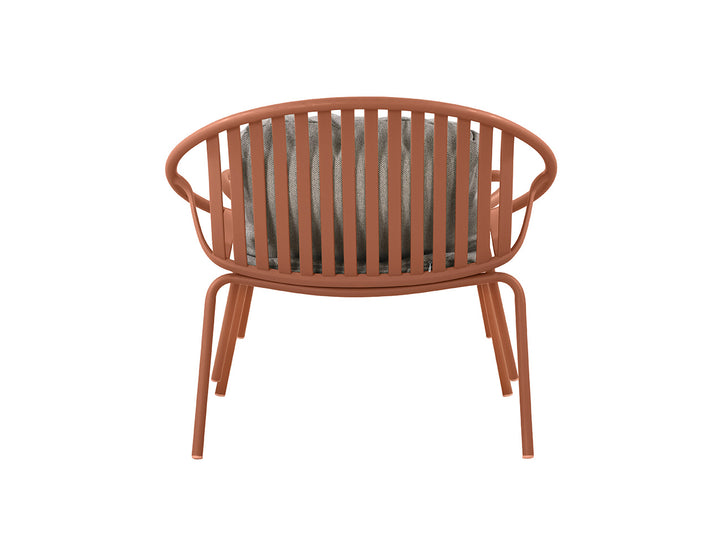 Ample Outdoor Plastic Relaxing Chair With Foot Rest