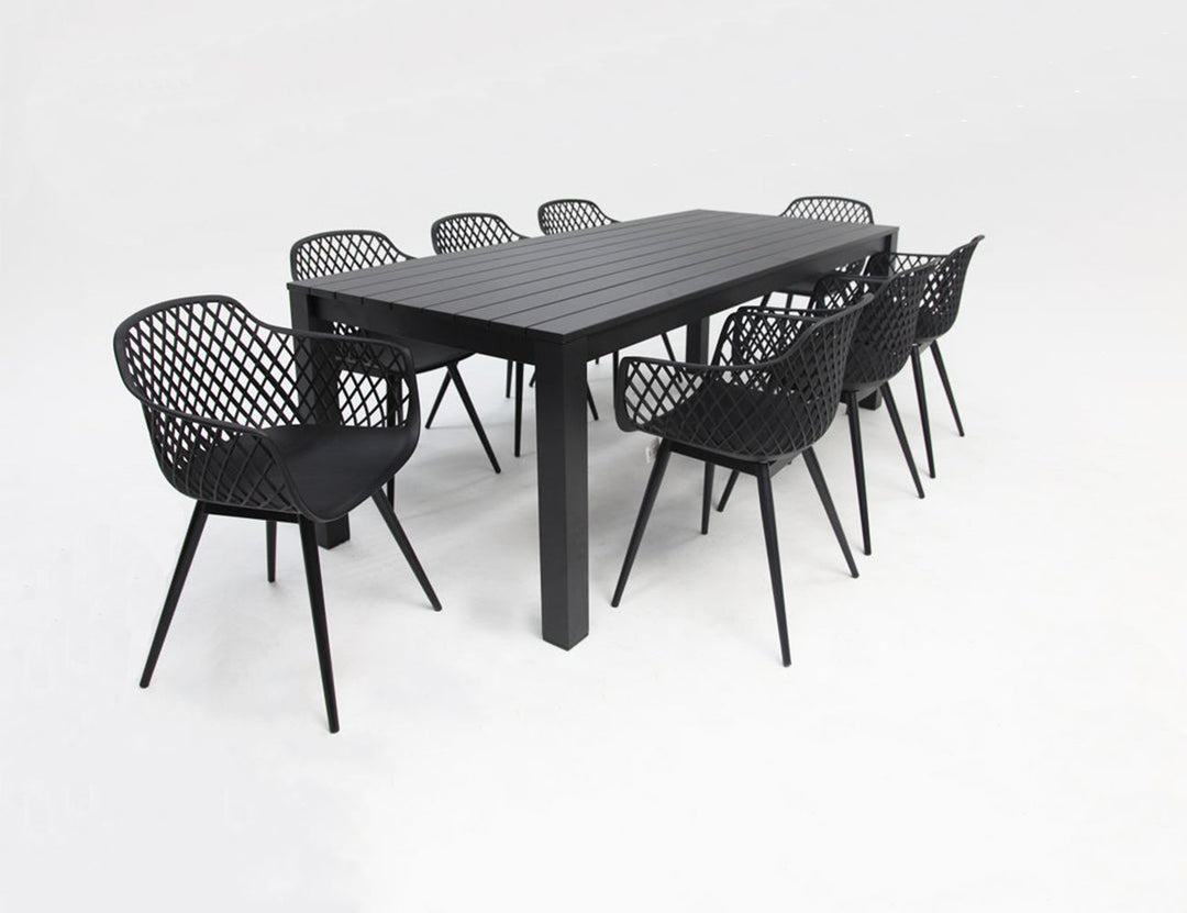 Ficus Outdoor Dining Set