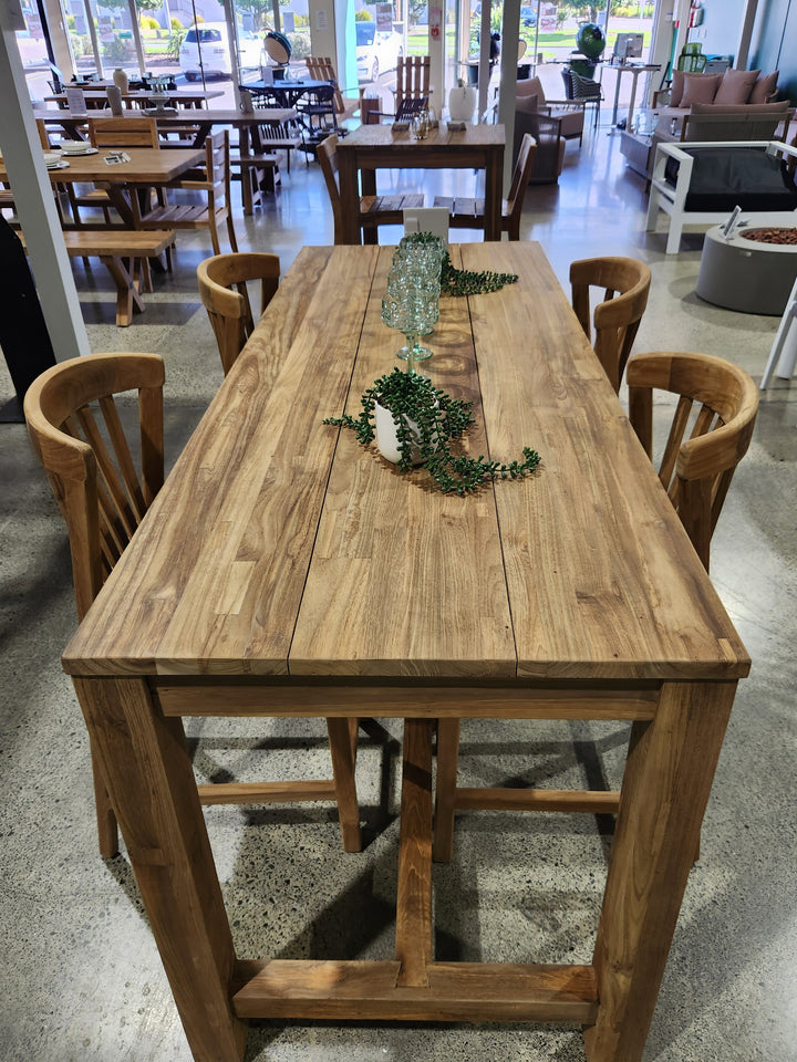 Living Culture Whangārei | Garden Furniture Showroom