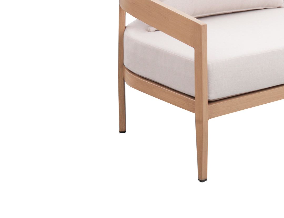 Akepa Outdoor Loveseat