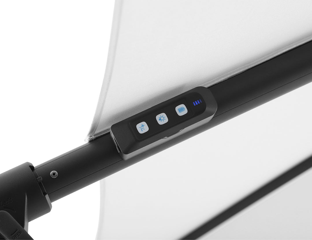 Alabaster 3m Square Cantilever Umbrella