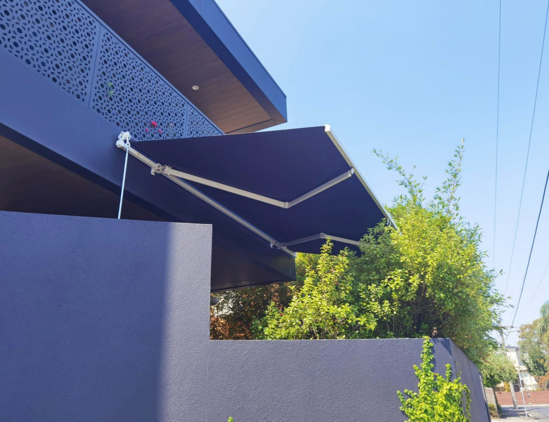 Fuji Manual Retractable Awning(valance removable)