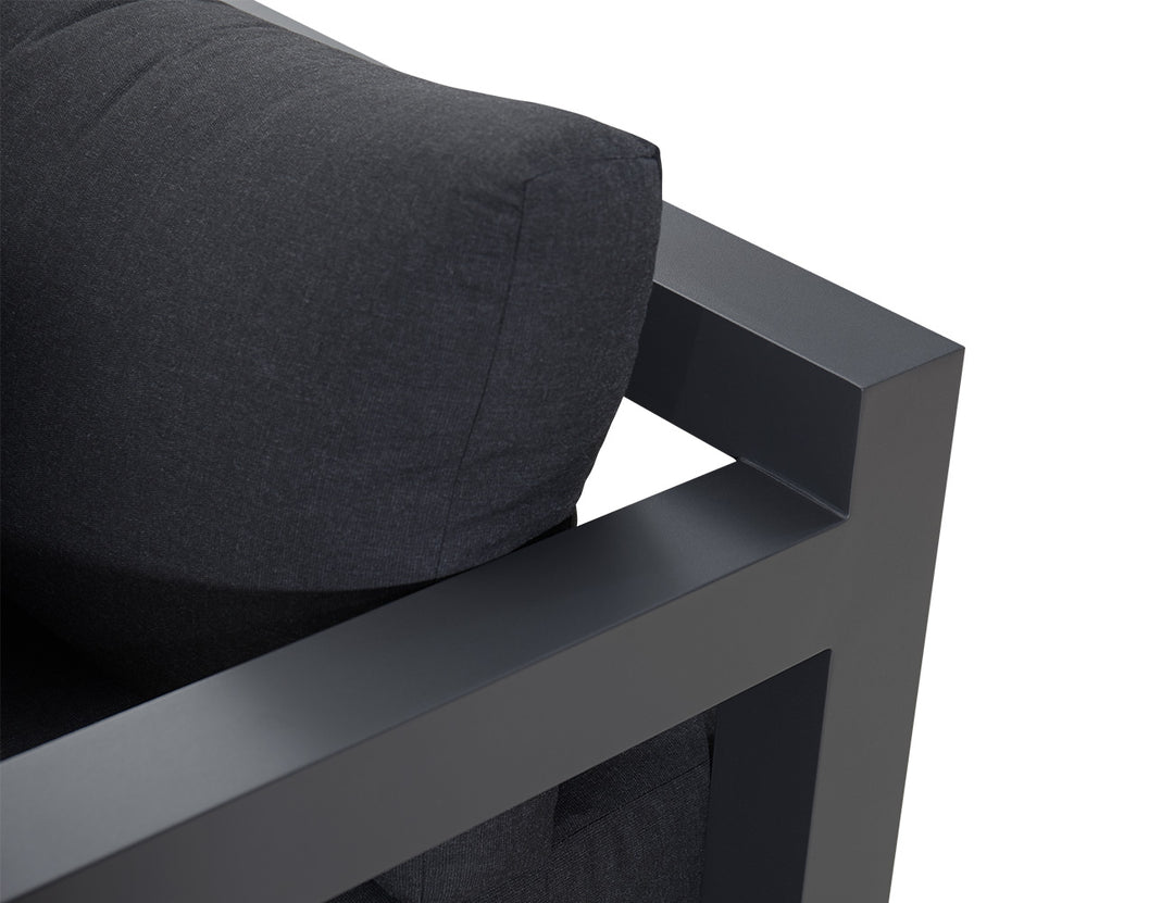 Ibis 2.0 Outdoor Armchair