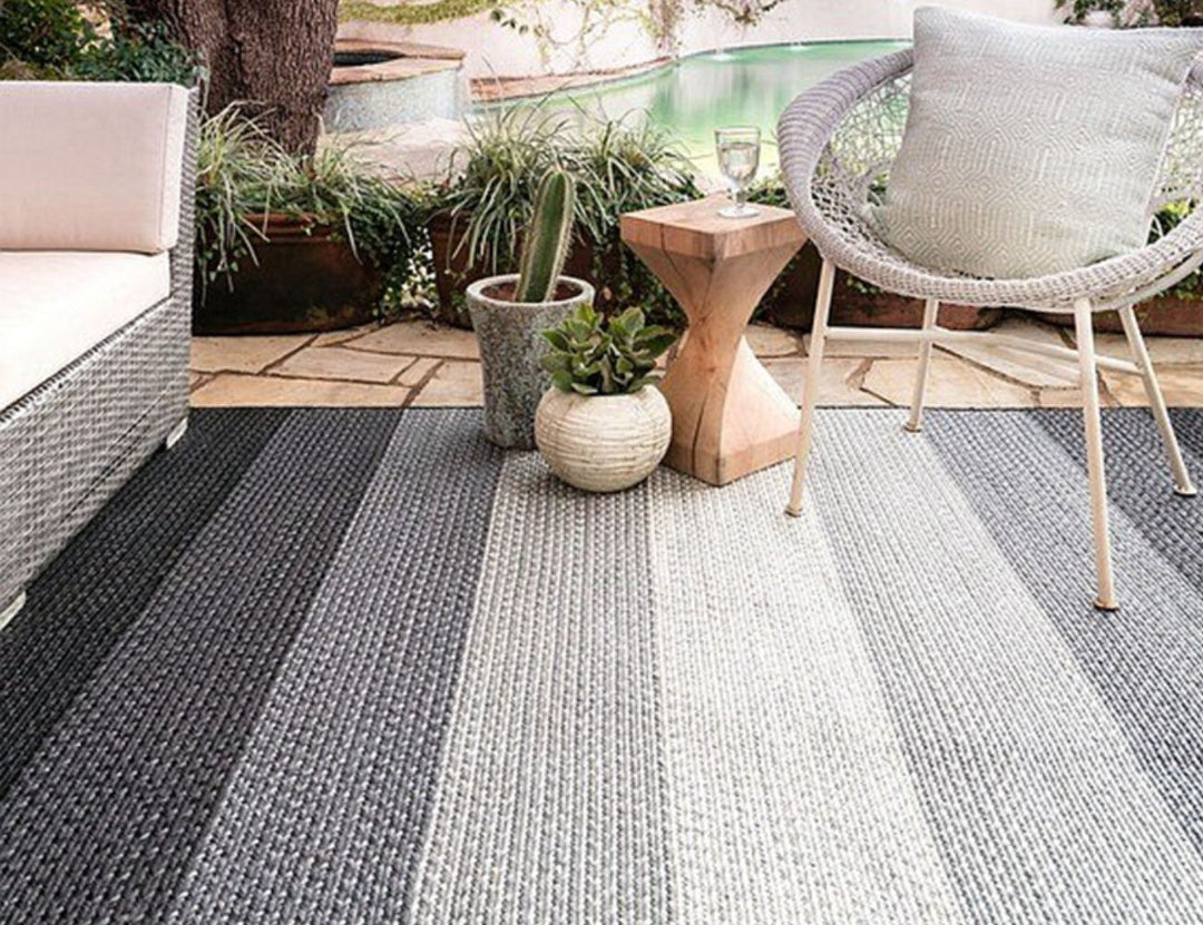 Kahu Indoor/Outdoor Area Rug