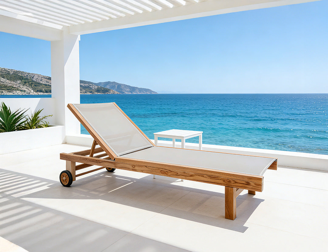 Minnie Teak & Batyline Sun Lounger
