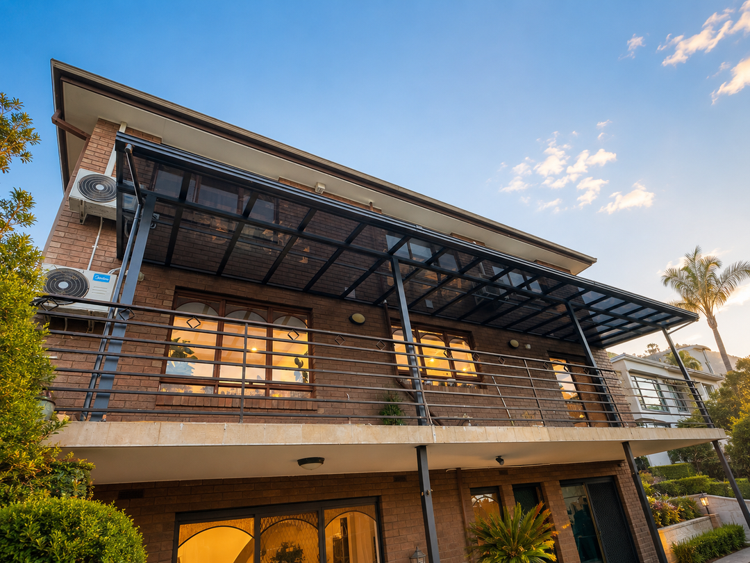 Urban Premier Wall Mounted Patio Cover