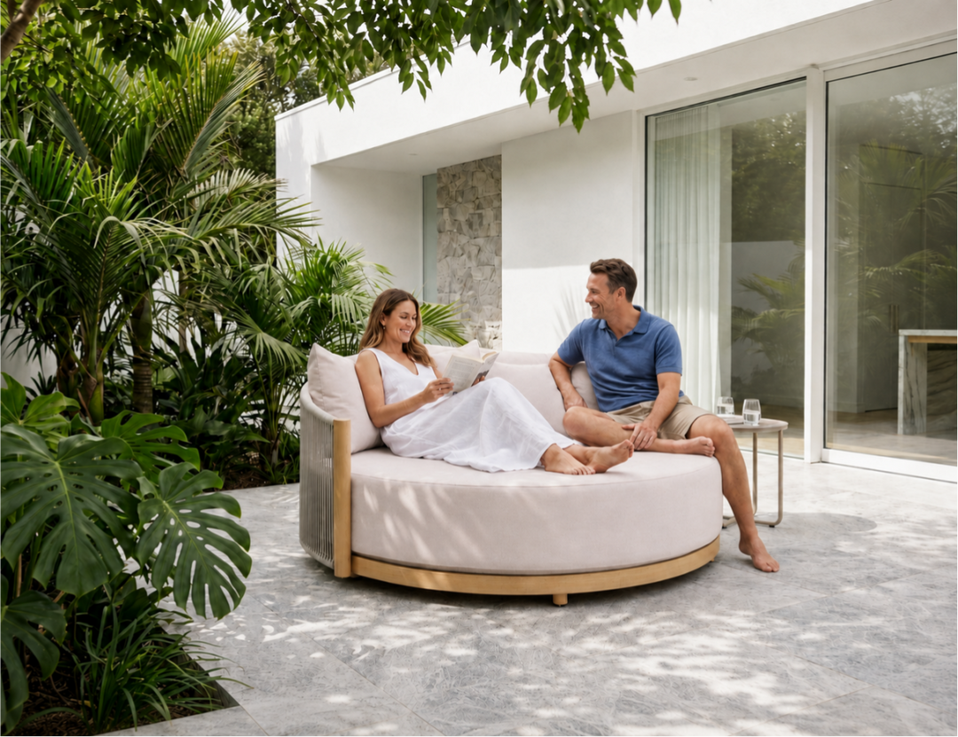 Goldfinch Outdoor Aluminium and Rope Round Daybed