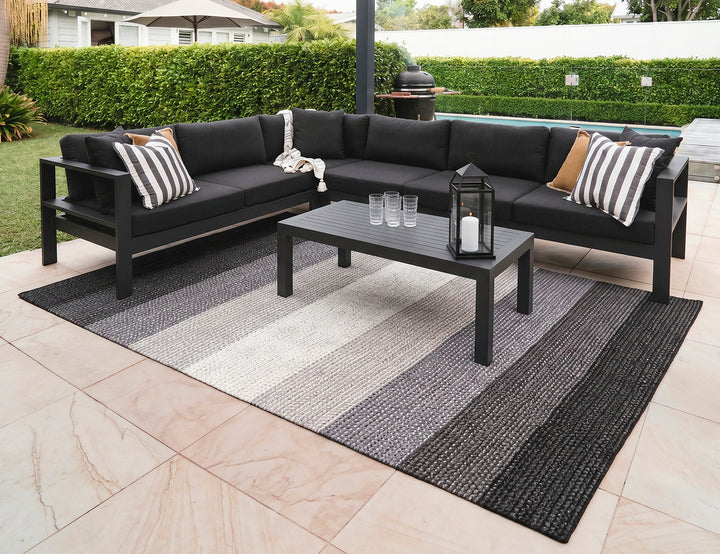 Kahu Outdoor All Weather Washable Contemporary Style Graduated Grey Rug