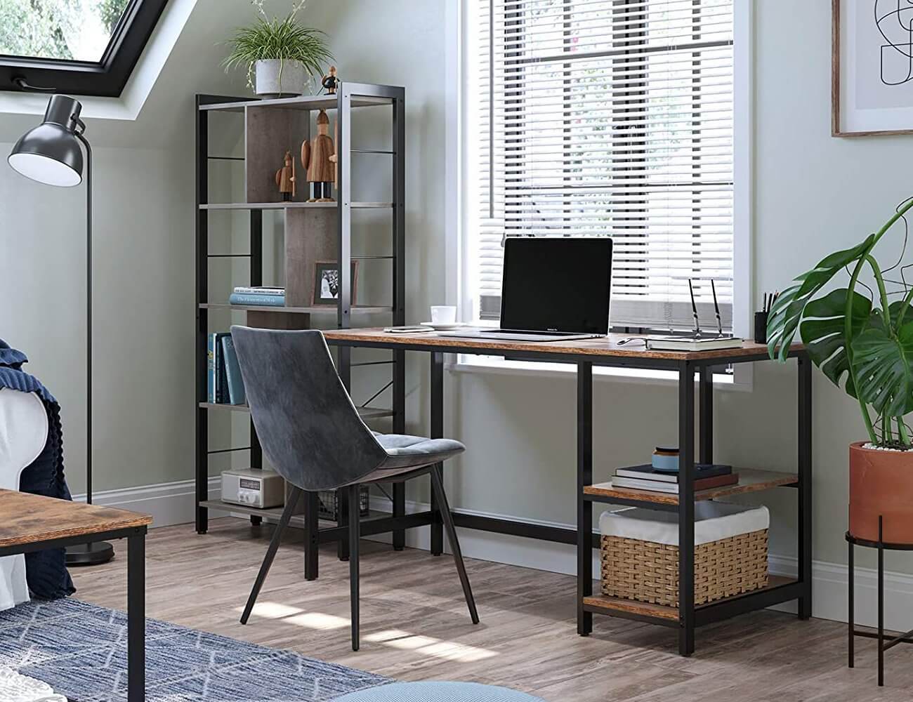 Desk with side deals shelves